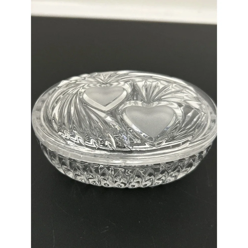 Crystal Heart Trinket Box w Lid Clear Pressed Glass Jewelry Valentine Gift